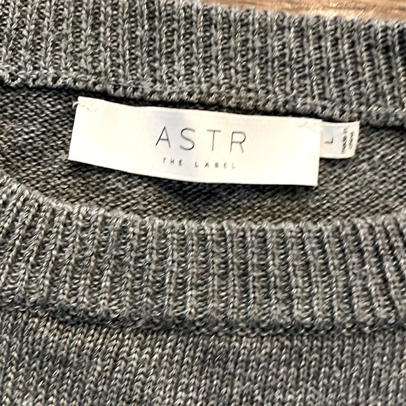 ASTR the Label Low Sleeve Bow Sweater - Picture 3 of 4